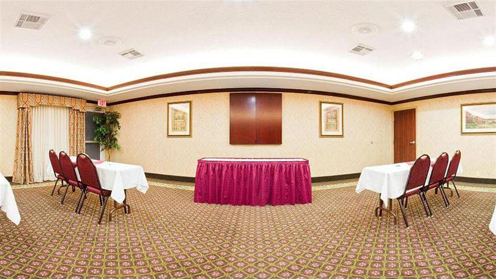 Holiday Inn Express Hotel & Suites Gainesville By Ihg Eksteriør billede