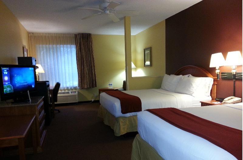 Holiday Inn Express Hotel & Suites Gainesville By Ihg Eksteriør billede